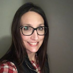 Meet your Posher, Corinne